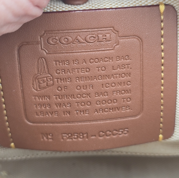 💥NWT💥Coach Twin Turnlock 20 , Toffee - Picture 8 of 14